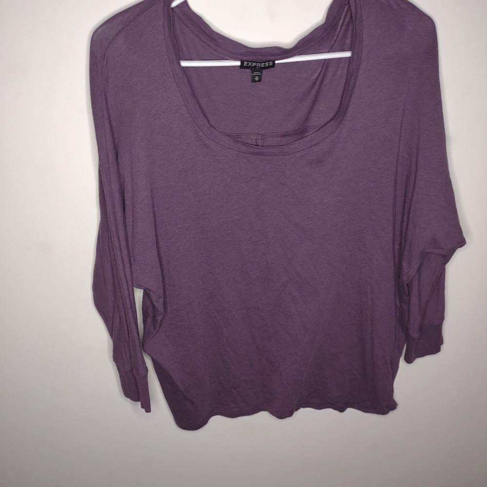 Express Long sleeve tee